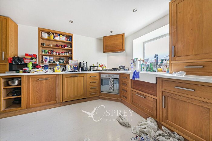 3 Bedroom Terraced House To Rent In West Street, Oundle, Peterborough, PE8