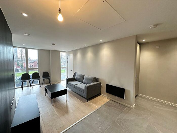 2 Bedroom Flat To Rent In City Garden, Spinner Way, Manchester, M15