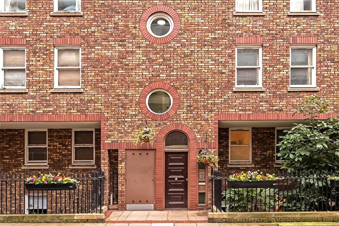 1 Bedroom Flat For Sale In Great Titchfield Street, London, W1W