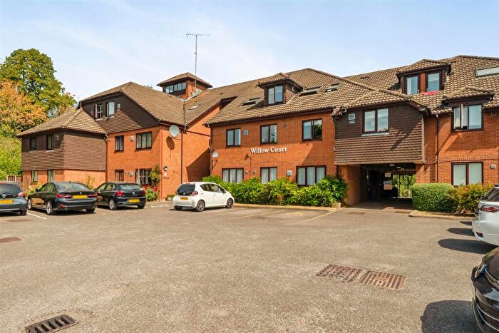 2 Bedroom Retirement Property For Sale In Willow Court, Wokingham, Berkshire, RG41