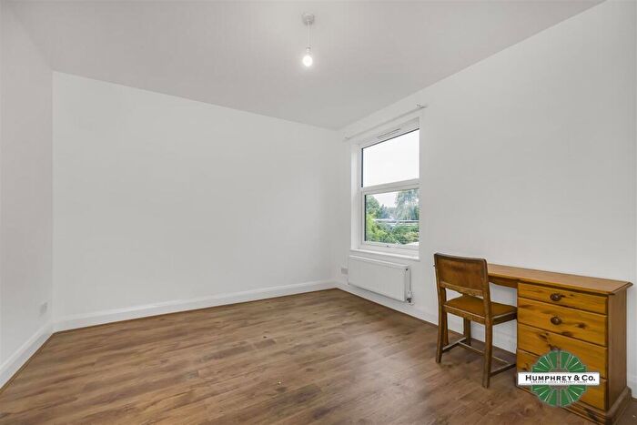 2 Bedroom End Of Terrace House To Rent In Brick Lane, Enfield, EN1