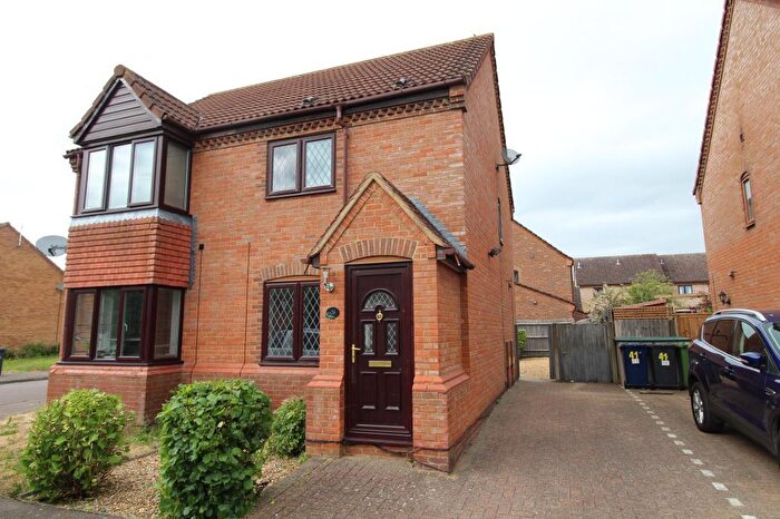 2 Bedroom Semi-Detached House To Rent In Cornwallis Drive, Eaton Socon, St Neots, Cambridgeshire, PE19