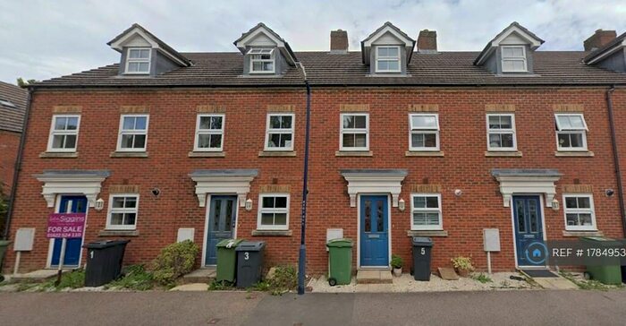 3 Bedroom Terraced House To Rent In Tennison Way, Maidstone, ME15