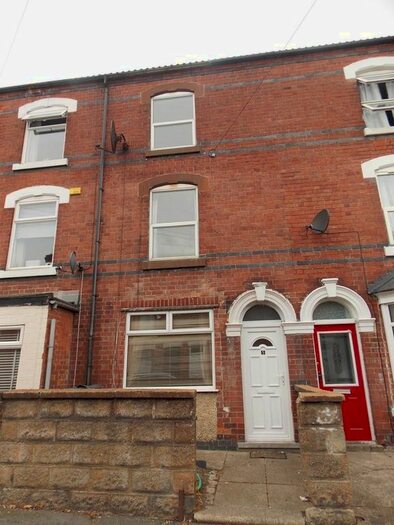 3 Bedroom Terraced House To Rent In Blake Street, Ilkeston, DE7