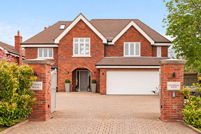 5 Bedroom Detached House For Sale In Mill Lane, Rowington, Warwickshire, CV35