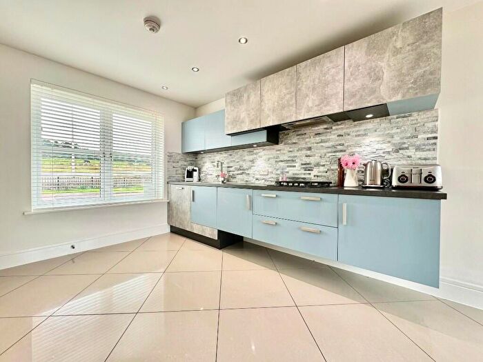 4 Bedroom Detached House For Sale In Chacefield Place, Denny, FK6