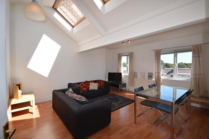 3 Bedroom Apartment To Rent In Portland Terrace, Jesmond, NE2
