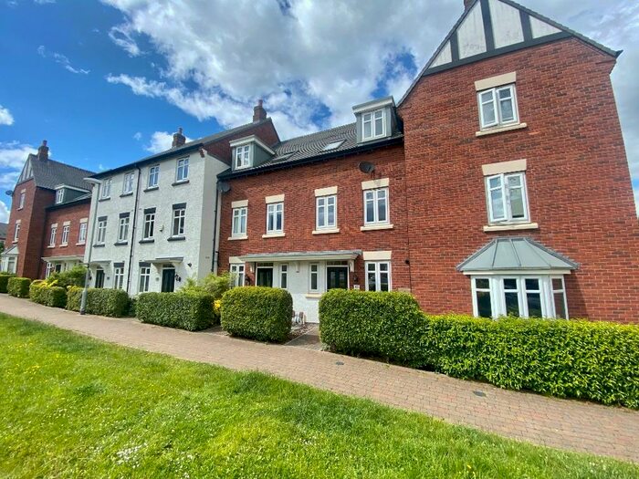 3 Bedroom Town House To Rent In Dunbar Way, Ashby-De-La-Zouch, LE65