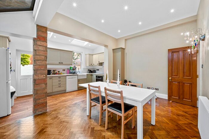 4 Bedroom Property To Rent In Lower Downs Road, London, SW20