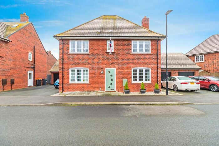 5 Bedroom Detached House For Sale In Sunset Red Meadow, Stewartby, Bedford, MK43