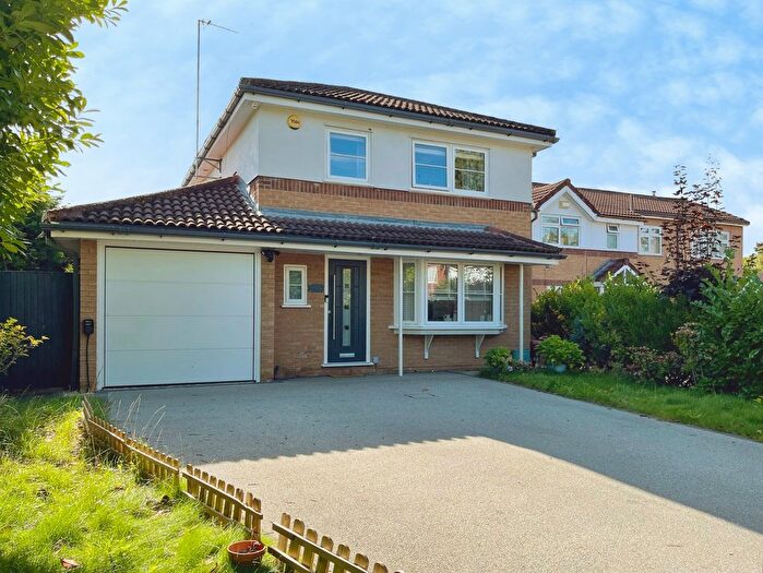 4 Bedroom Detached House For Sale In Acorn Close, Burnage, Manchester, M19