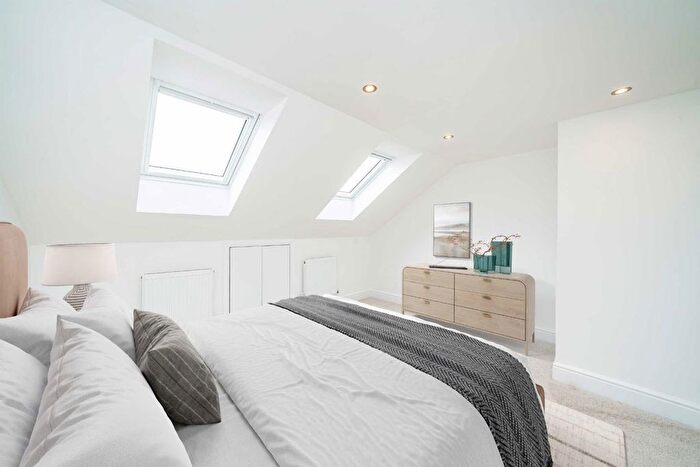 4 Bedroom End Of Terrace House For Sale In Harcourt Road, Wimbledon Central, SW19