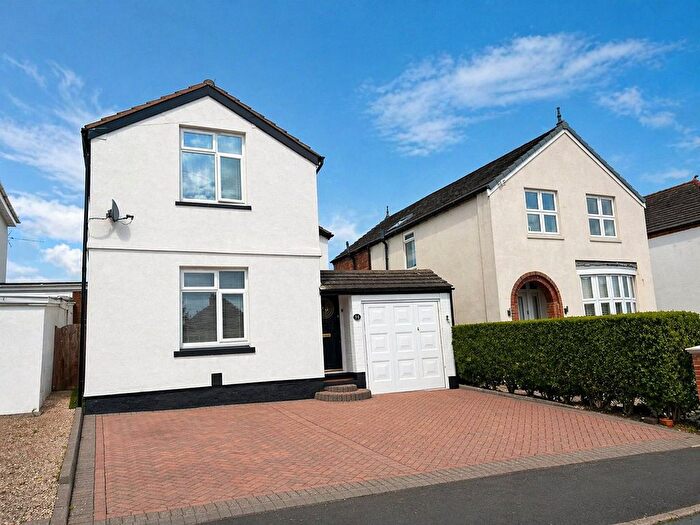 4 Bedroom Detached House For Sale In Avenue Road, Cannock, Staffordshire, WS12