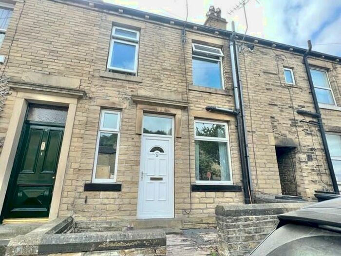 2 Bedroom Terraced House To Rent In James Street, Brighouse, HD6