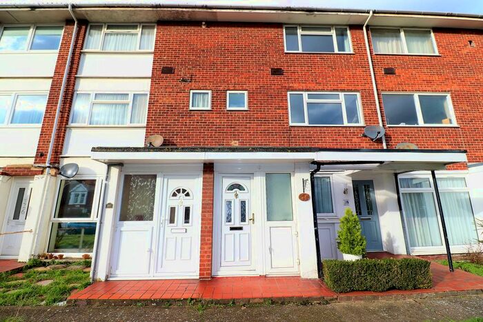 2 Bedroom Maisonette To Rent In Goldsel Road, Swanley, BR8