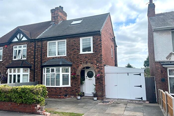 3 Bedroom Semi-Detached House For Sale In Ratcliffe Street, Eastwood, Nottingham, NG16