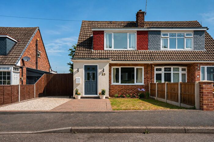 3 Bedroom Semi-Detached House For Sale In Westerfield Way, Nottingham, NG11