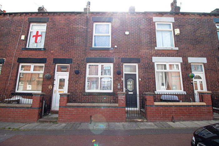 2 Bedroom Terraced House For Sale In Thorne Street, Farnworth, Bolton, BL4