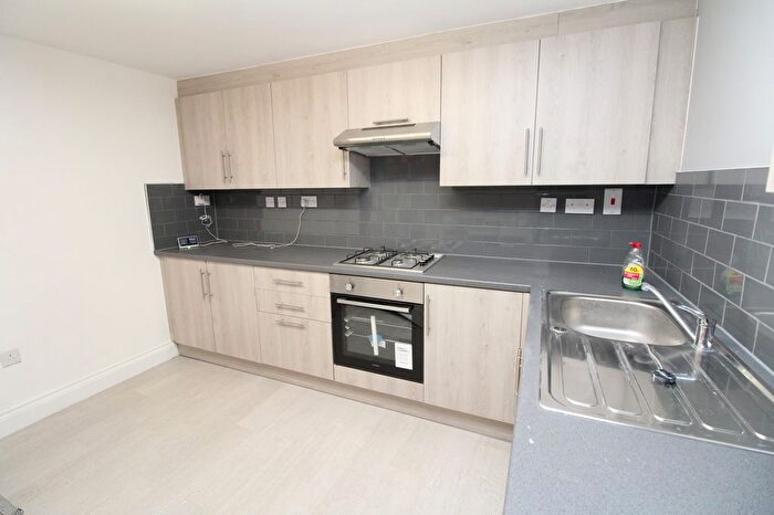 3 Bedroom Terraced House To Rent In Ingledew Road, Plumstead, SE18