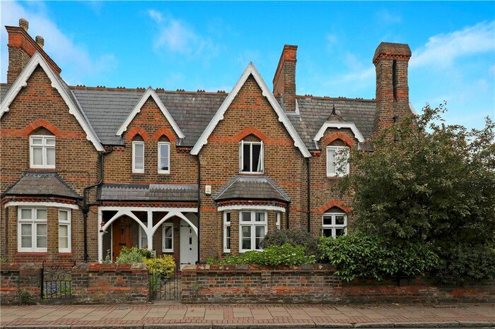 3 Bedroom Detached House To Rent In Church Road, Wimbledon SW19