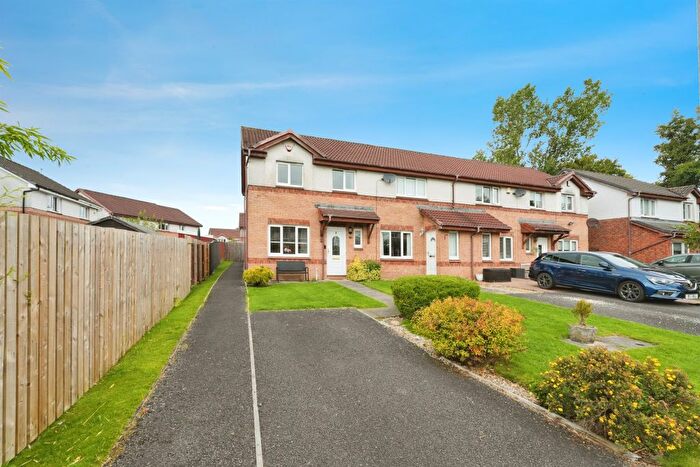 3 Bedroom End Of Terrace House For Sale In Blairafton Wynd, Kilwinning, KA13