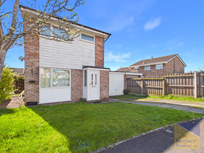 3 Bedroom Detached House For Sale In Eskdale Close, Fulwood, Preston, PR2