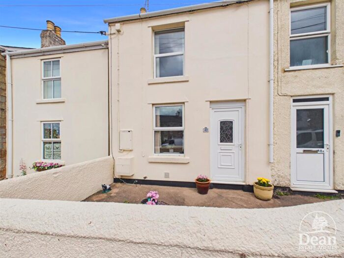2 Bedroom Semi-Detached House For Sale In Abbey Street, Cinderford, GL14