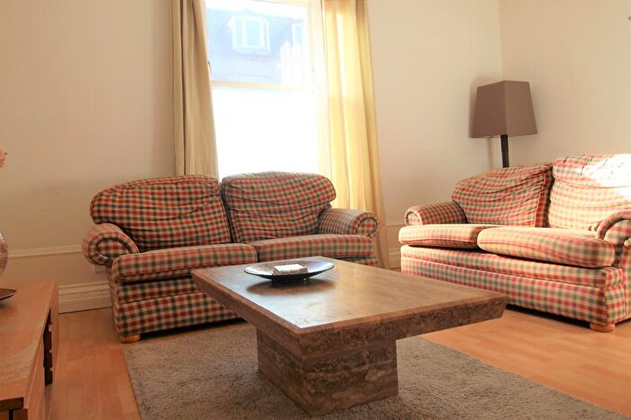 1 Bedroom Flat To Rent In Crown Street, Ground Floor Right, AB11