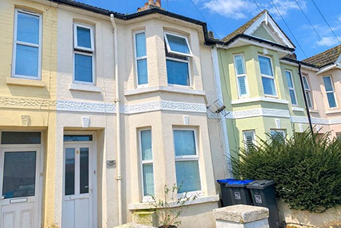 3 Bedroom Terraced House To Rent In Lyndhurst Road, Worthing, BN11