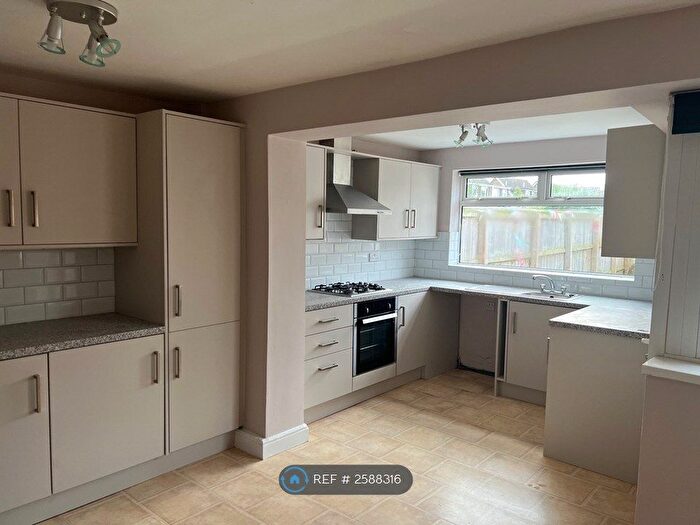 4 Bedroom Semi-Detached House To Rent In Kirkfell Close, Eaglescliffe, Stockton-On-Tees, TS16