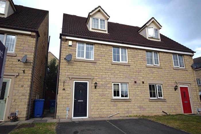 3 Bedroom Semi-Detached House To Rent In Alderford Drive, Balby, DN4