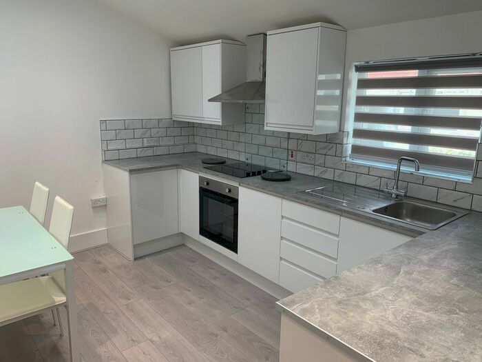 2 Bedroom Flat To Rent In Romford Road, London, E12