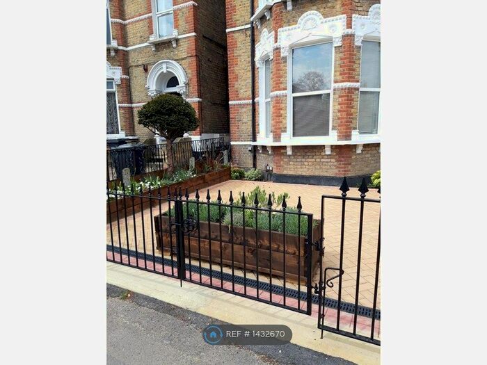 1 Bedroom Flat To Rent In Forest Hill, London, SE23