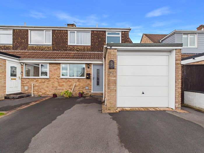 4 Bedroom Semi Detached House For Sale In Cormorant Close, Weston-Super-Mare, BS22