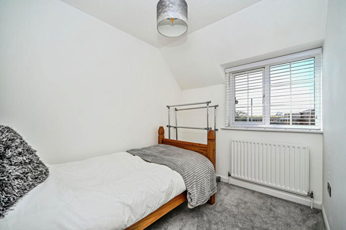 2 Bedroom Apartment To Rent In St. Francis Court, Shefford, SG17