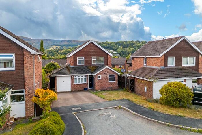 4 Bedroom Detached House For Sale In Everest Drive, Crickhowell, NP8