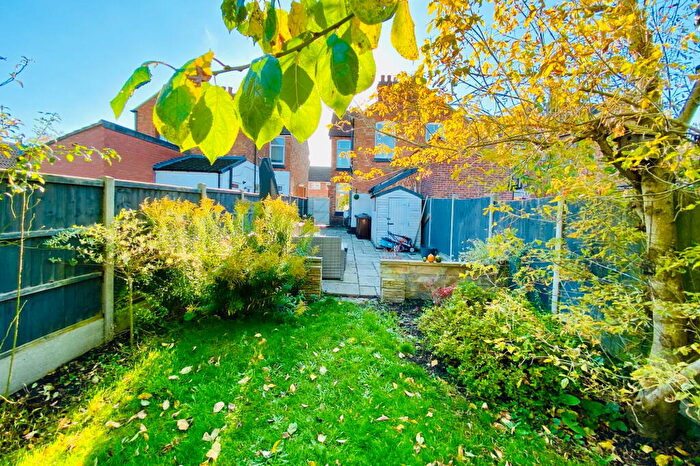2 Bedroom Semi-Detached House For Sale In Sandford Road, Syston, LE7