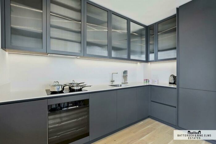 2 Bedroom Apartment To Rent In East Apartments, Heart Of Hale, N17