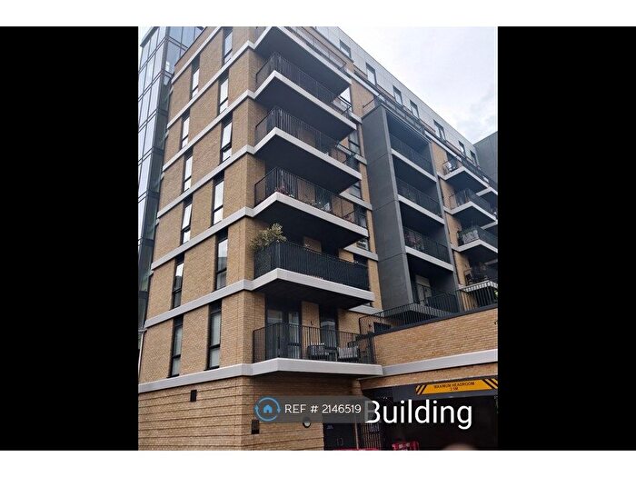 2 Bedroom Flat To Rent In Atkins House, Ilford, IG1