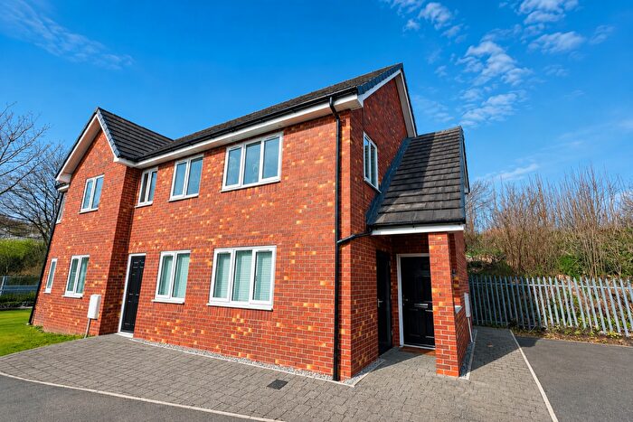 2 Bedroom Apartment For Sale In Station Road, Stretford, Manchester, M32
