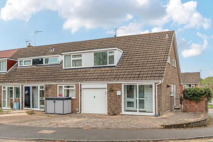3 Bedroom End Of Terrace House For Sale In Leatherhead, KT22