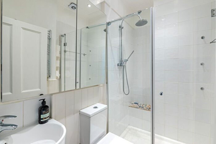 1 Bedroom Property To Rent In Harwood Road, London, SW6
