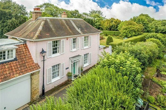 5 Bedroom Detached House For Sale In Knightrider Street, Sandwich, Kent, CT13