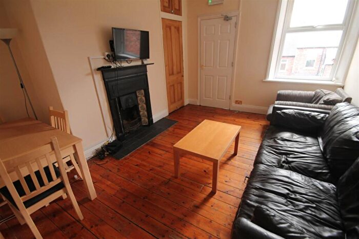 5 Bedroom Maisonette To Rent In Greystoke Avenue, Sandyford, Newcastle Upon Tyne, NE2