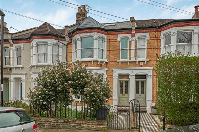 4 Bedroom Property For Sale In Dalrymple Road, Brockley, SE4