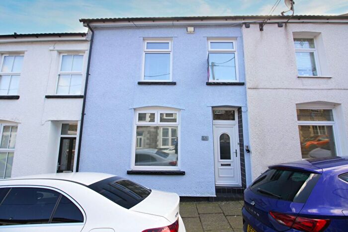 3 Bedroom Terraced House To Rent In High Street, Clydach Vale, CF40