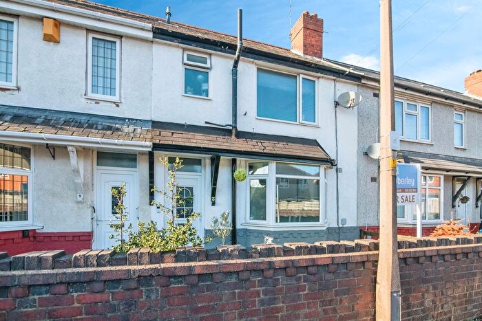 3 Bedroom Terraced House For Sale In Bridge Avenue, Tipton, DY4