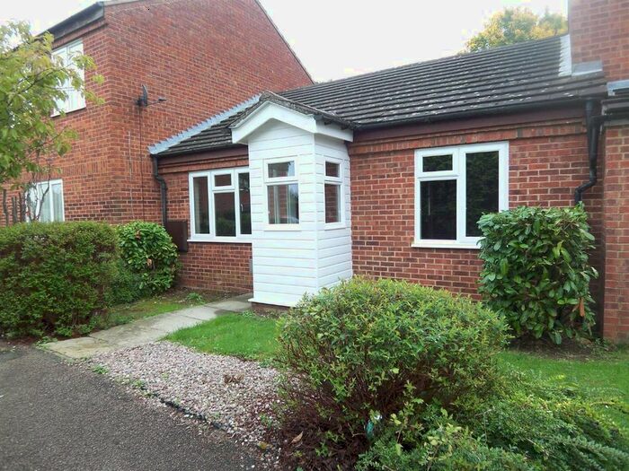 2 Bedroom Bungalow To Rent In Bampton Close, Furzton, Milton Keynes, MK4