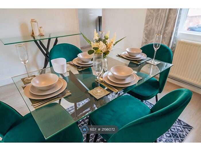 3 Bedroom End Of Terrace House To Rent In Bride Street, Liverpool, L4