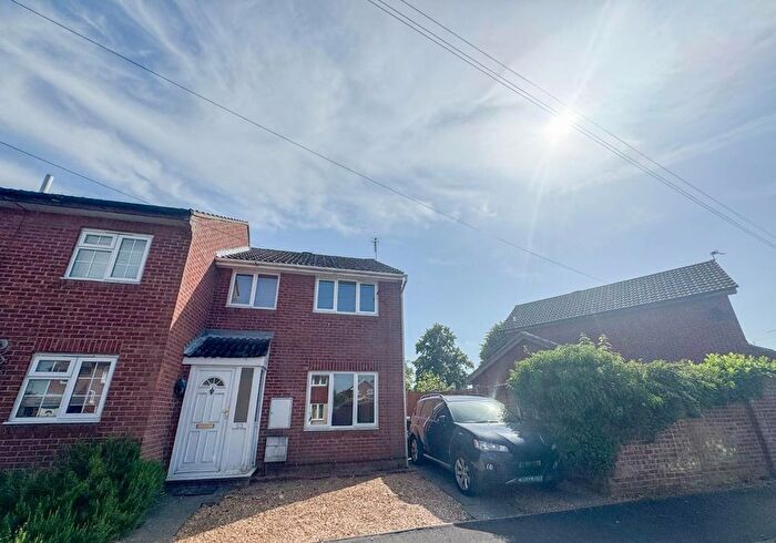 3 Bedroom End Of Terrace House To Rent In Grange Road, Somersham, Huntingdon, PE28